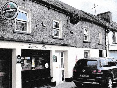 Iano's, Shamble Street, off The Square, Rathdowney, Co. Laois
