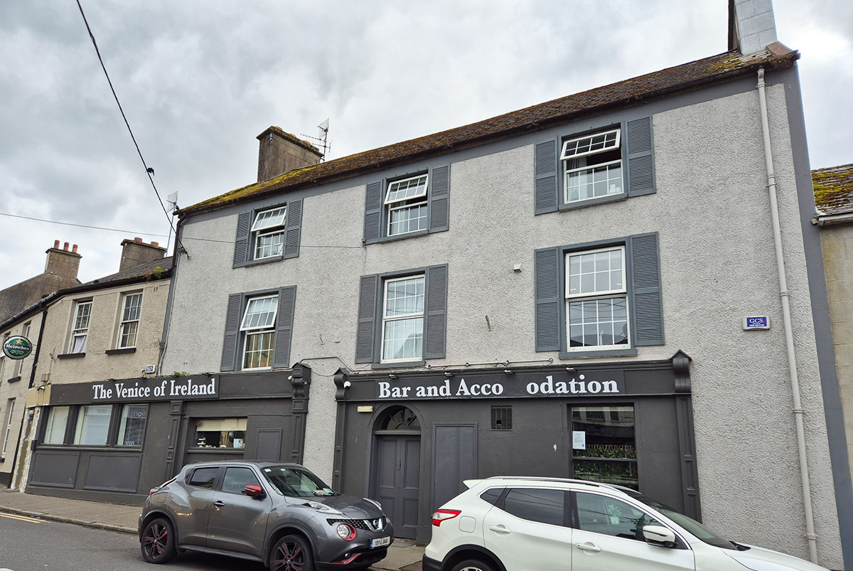 The-Venice-of-Ireland,-Main-Street,-Monasterevin,-Co.-Kildare